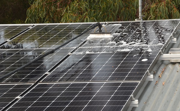 Solar panel cleaning Geelong